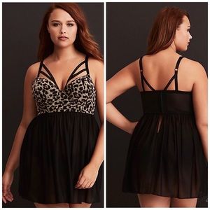 TORRID CHEMISE